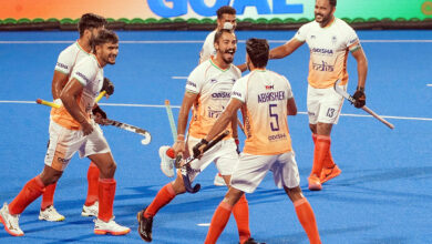 Photo of अभिषेक व सुखजीत की कलाकारी से चीन की मजबूत दीवार तोड़ 7-0 से जीत भारत शीर्ष पर रह फाइनल में
