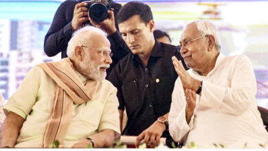 Photo of बिहार की “फ्रीबी पॉलिटिक्स”: क्या महिलाओं के लिए भाजपा का ₹10,000 आरजेडी की ₹2,500 मासिक योजना पर भारी पड़ेगा?