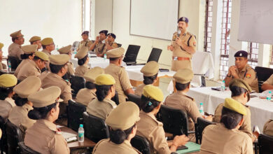 Photo of गाजियाबाद पुलिस कमिश्नरेट में मिशन शक्ति केन्द्र में नियुक्त प्रभारी एवं कर्मचारीगण के साथ अतिरिक्त पुलिस आयुक्त मुख्यालय /अपराध केशव कुमार चौधरी ने किया गोष्ठी का आयोजन