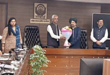 Photo of नाबार्ड ने आयोजित किया वरिष्ठ कवि रावेल पुष्प का एकल काव्य पाठ