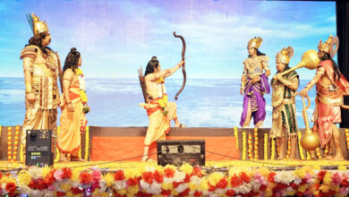 Photo of लव कुश के मंच पर लक्ष्मण मेघनाद के भयंकर युद्ध का हुआ मंचन