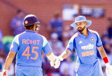 Photo of रोहित व अय्यर के अर्द्धशतकों से भारत ने बनाए 9 पर 264