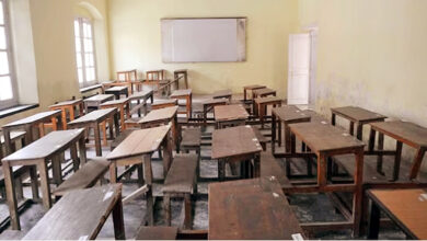 Photo of बिना छात्रों के स्कूल: शिक्षा की मौन त्रासदी