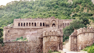 Photo of भानगढ़ की रहस्यमयी दुनिया : किंवदंती और सत्य के बीच डरावना इतिहास