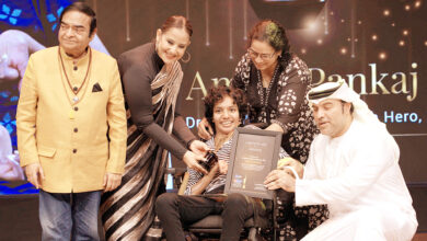 Photo of मनीषा कोइराला ने पॉज़िटिव हेल्थ अवॉर्ड्स में साहस की मिसालों को किया सलाम