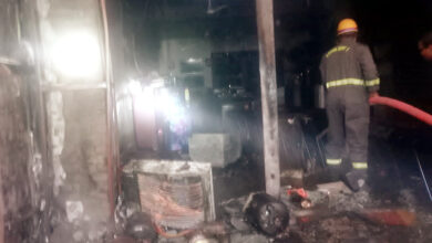 Photo of मुरादनगर – इलेक्ट्रोनिक शोरूम में लगी आग, फायर विभाग के जांबाजों ने कड़ी मशक्कत के बाद बुझाई आग