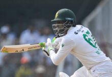 Photo of मुतुस्वामी के शतक और येनसन के 93 रन से द. अफ्रीका की पकड़ मजबूत