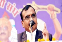 Photo of एक आईएएस द्वारा आरक्षण के लिए ब्राह्मण बेटियों पर अभद्र टिप्पणी