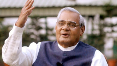 Photo of लोकनायक, राष्ट्र-दृष्टा और भारतीयता के शिखरपुरुष