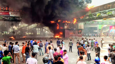 Photo of बेलगाम बांग्लादेश की अशांति भारत के लिये खतरा