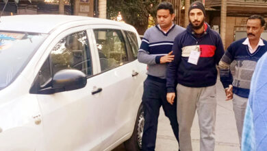 Photo of फिदायीन हमलावर को पनाह देने वाला डाक्टर गिरफ्तार