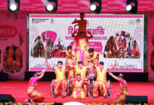 Photo of कैसे नेताजी सुभाष से प्रेरणा लेते दिव्यांग कलाकार और उद्यमी