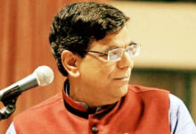 Photo of प्रख्यात शायर ‘दीक्षित दनकौरी’ को ‘काव्यलोक संस्था’ के द्वारा किया गया सम्मानित