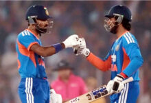 Photo of हार्दिक व तिलक के अर्द्धशतकों और वरुण के गेंद से ‘चौके’ से भारत ने टी 20 सीरीज 3-1 से जीती