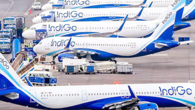 Photo of इंडिगो एयरलाइंस अभूतपूर्व अराजकता को झेल रहे हजारों यात्री, सरकार ‘किंकर्तव्यविमूढ़’