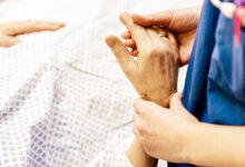 Photo of कोमा, करुणा और संविधान: गाजियाबाद मामला और गरिमापूर्ण मृत्यु का सवाल