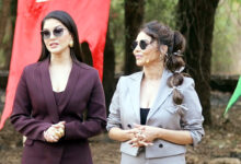 Photo of सनी लियोनी के हिंदी ज्ञान से दंग रह गई निकिता रावल