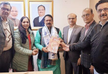 Photo of तुलसी अणुव्रत सिंहनाद विशेषांक केन्द्रीय राज्यमंत्री हर्ष मल्होत्रा को भेंट