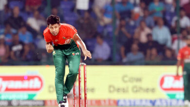 Photo of क्रिकेट जो संवाद था, कैसे बन गया टकराव का मंच