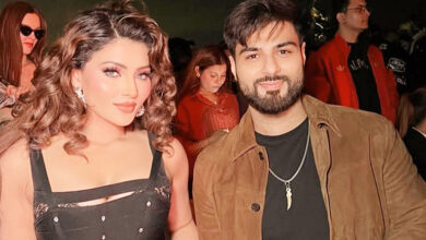 Photo of उर्वशी रौतेला ने बिस्मिल के साथ किया नए साल का स्वागत