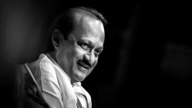 Photo of अजित पवार की मृत्यु व महाराष्ट्र के राजनीतिक समीकरण