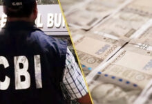 Photo of सीजीएसटी की डिप्टी कमिश्नर, 2 सुपरिटेंडेंट 70 लाख लेते हुए गिरफ्तार,1.60 करोड़ रुपये बरामद