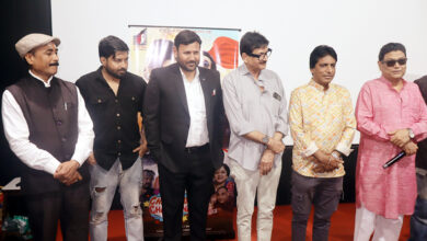 Photo of 6 फरवरी को सिनेमाघरों में चक्कर लगाएगी ‘चक्कर चवन्नी का’