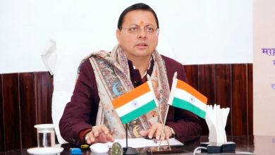 Photo of समाज के प्रत्येक पात्र लाभार्थी को किसी भी प्रकार की कठिनाई के बिना योजनाओं का लाभ मिले : धामी