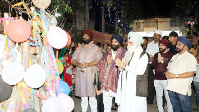 Photo of मुंबई में 24 साल से जलती आस्था की लोहड़ी