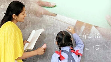 Photo of हाशिये पर जाती पढ़ाई और फाइलों में उलझता शिक्षक तंत्र