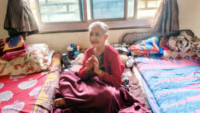 Photo of जहां रिश्ते थक गए, वहां वृद्धाश्रम खड़े हो गए