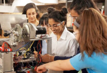 Photo of भविष्य इंतजार नहीं करेगा, न ही एसटीईएम में महिलाओं को ऐसा करना चाहिए