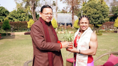 Photo of अंतरराष्ट्रीय महिला बॉडी बिल्डर प्रतिभा थपलियाल सम्मान कार्यक्रम