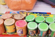 Photo of हाथरस में गुलाल निर्माण में मिलावट की शिकायतें, जांच की मांग तेज