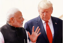 Photo of टैरिफ में ट्रंप की पीछे हट और मोदी की रणनीतिक जीत: अमेरिका क्यों झुका, भारत को क्या मिलेगा और रूस-चीन के बीच संतुलन की कठिन डगर