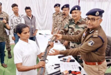 Photo of क्या नक्सलवाद की बारूद भरी राह पुलिस की गोलियों से थमी, या विकास की रोशनी से?