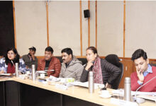 Photo of कैबिनेट मंत्री रेखा आर्य ने सोमेश्वर विधानसभा क्षेत्र में मुख्यमंत्री की घोषणाओं, विकास कार्यो व अन्य योजनाओं की प्रगति की समीक्षा की