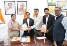 Photo of दिल्ली की मुख्यमंत्री को 77वें राजस्थान स्थापना दिवस पर “आपणी गणगौर – घूमर उत्सव” समारोह के लिए किया आमंत्रित