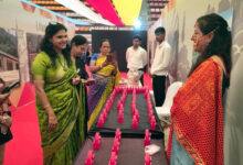 Photo of “वी उत्सव” कार्यक्रम में उत्तराखंड की लोक कलाकार ज्योति जोशी की ऐपण कला को सराहा गया
