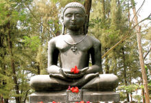 Photo of युद्ध के माहौल में महावीर के दर्शन की उपादेयता