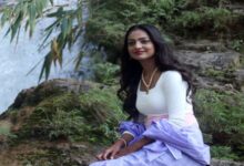 Photo of विवादों में फंसी कुंभ वायरल गर्ल मोनालिसा की ‘द डायरी ऑफ मणिपुर’