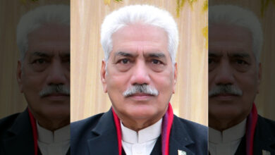 Photo of कविता की गूंज जंग की आग बुझा दे