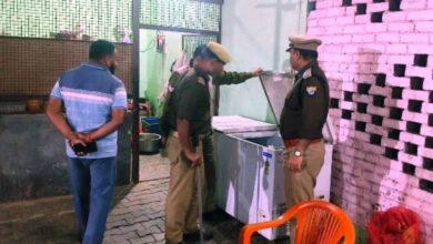 Photo of हाथरस जंक्शन क्षेत्र के कुछ होटलों में अवैध शराब बिक्री की शिकायत