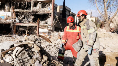 Photo of परमाणु छाया में सुलगता पश्चिम एशिया