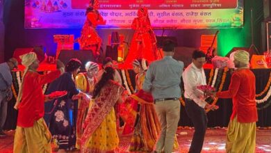 Photo of राजस्थान रत्नाकर परिवार ने होली मंगल मिलन समारोह में फूलों की होली मनाई