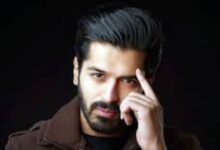 Photo of युद्ध की आहट के बीच फँसे रोहन गंडोत्रा