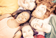 Photo of खुलकर हंसना,मुस्कुराना,प्रसन्न रहना स्वस्थ जीवन की कुंजी