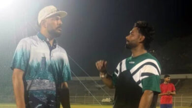 Photo of ऋषभ पंत अपनी बल्लेबाजी को बेहतर करने के लिए युवराज की शरण में