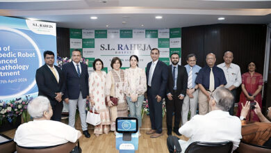 Photo of एस.एल. रहेजा हॉस्पिटल ने अपनी क्लीनिकल उत्कृष्टता के 45 वर्ष पूरे होने के उपलक्ष्य में शुरू की बेहतर डायग्नोस्टिक्स और ऑर्थोरोबो केयर सेवाएं