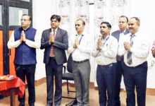 Photo of ऊर्जा संचरण को सुपरकंडक्टर की दरकारः प्रो. प्रकाश चौहान